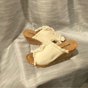 Cream Fabric Wedges